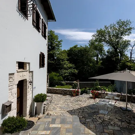 Mountain's Secret Gasthof Mourésion