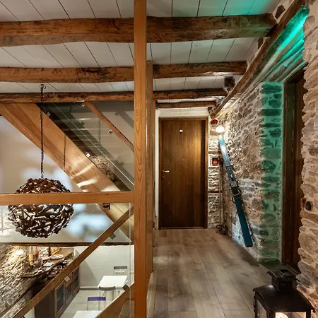 招待所 山之秘旅馆 Mourésion